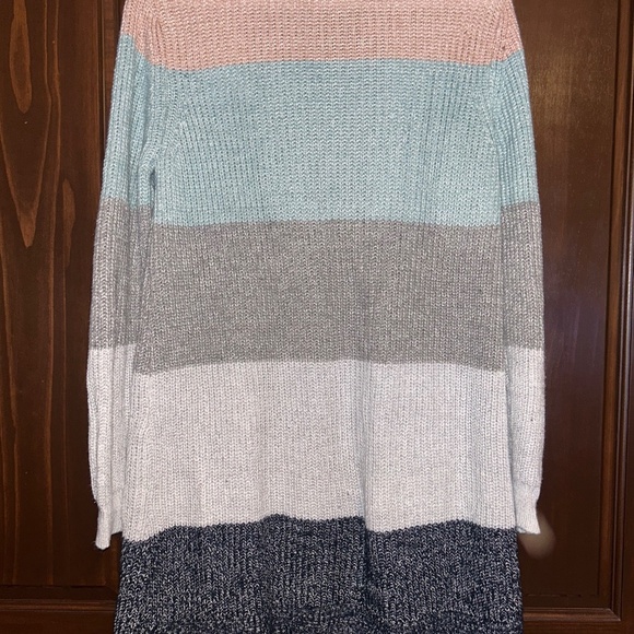 Women’s Nine West knit cardigan, color block - Picture 2 of 3